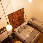 Vico Giganti Гостевой дом Неаполь