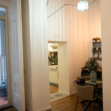 Guest house Vico Giganti 4*