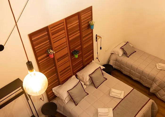 Vico Giganti Pensión Nápoles