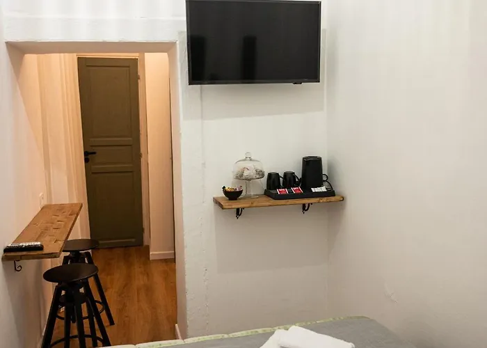 Vico Giganti Pensión *