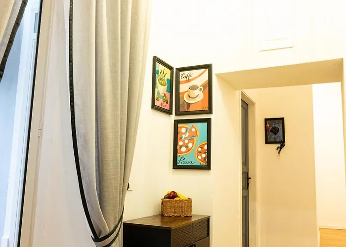 Vico Giganti Pensión Nápoles